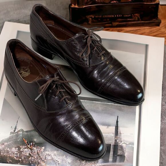 Vintage Florsheim Cap Toe Oxfords Mens Size 10D - Picture 1 of 16